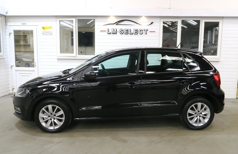 Volkswagen Polo Tech Se Tdi 75 Black