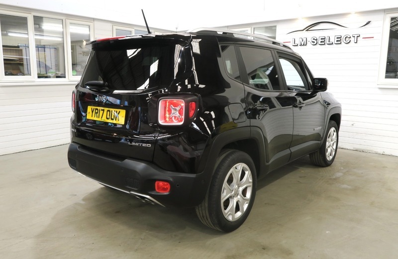 Jeep Renegade Estate Black #14