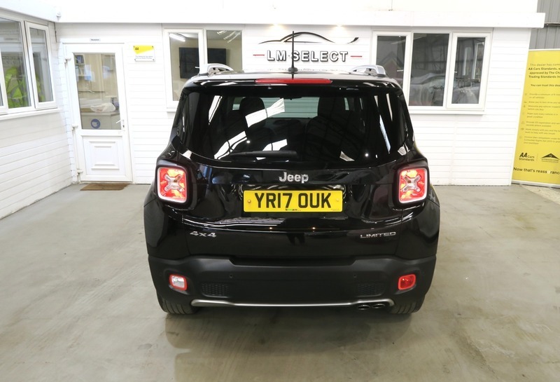 Jeep Renegade Estate Black #13