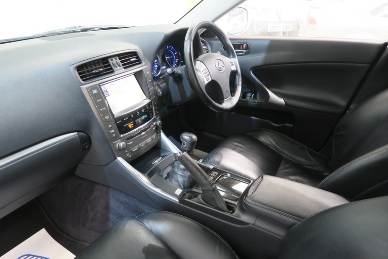 Lexus IS 2.5 250 V6 Advance Euro 5 Black #27