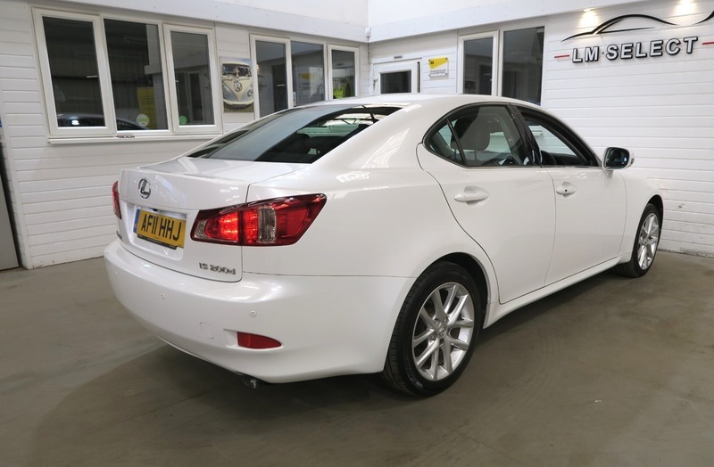 Lexus IS 2.5 250 V6 Advance Euro 5 Black #16