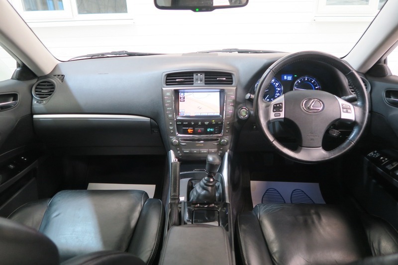 Lexus IS 2.5 250 V6 Advance Euro 5 Black #22