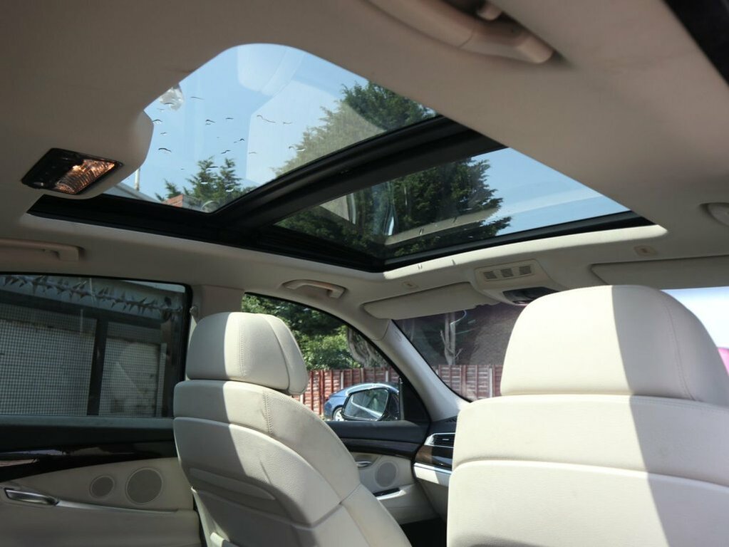 BMW 5 Series Gran Turismo 3.0 Se Silver #10
