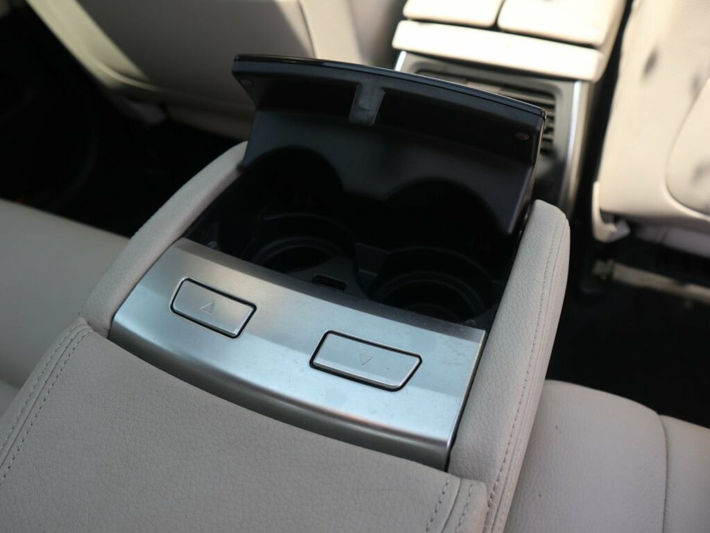 BMW 5 Series Gran Turismo 3.0 Se Silver #40
