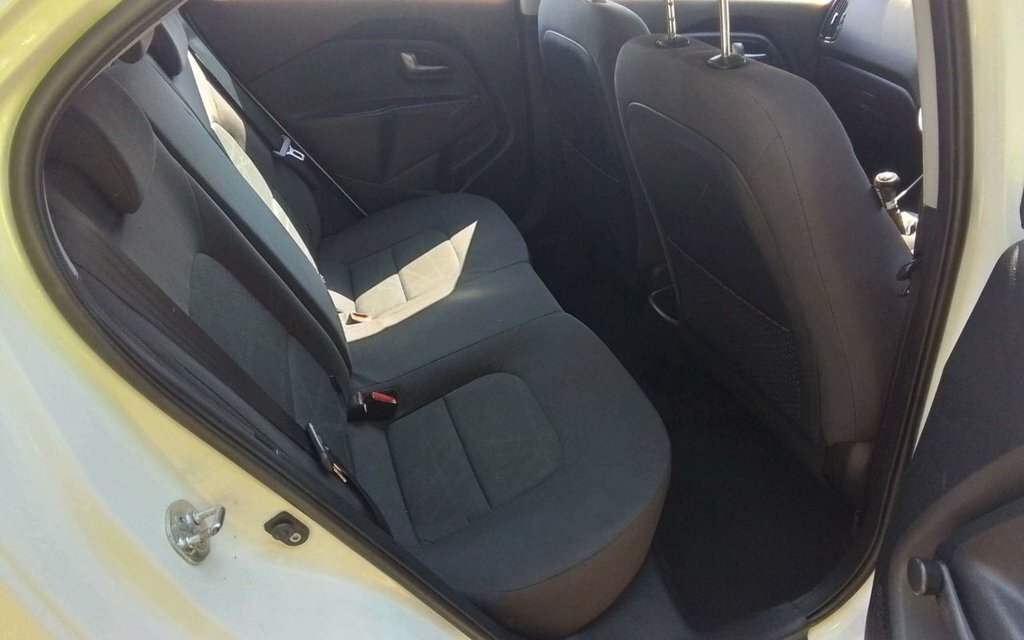 Kia RIO 1.3L 1 White #4