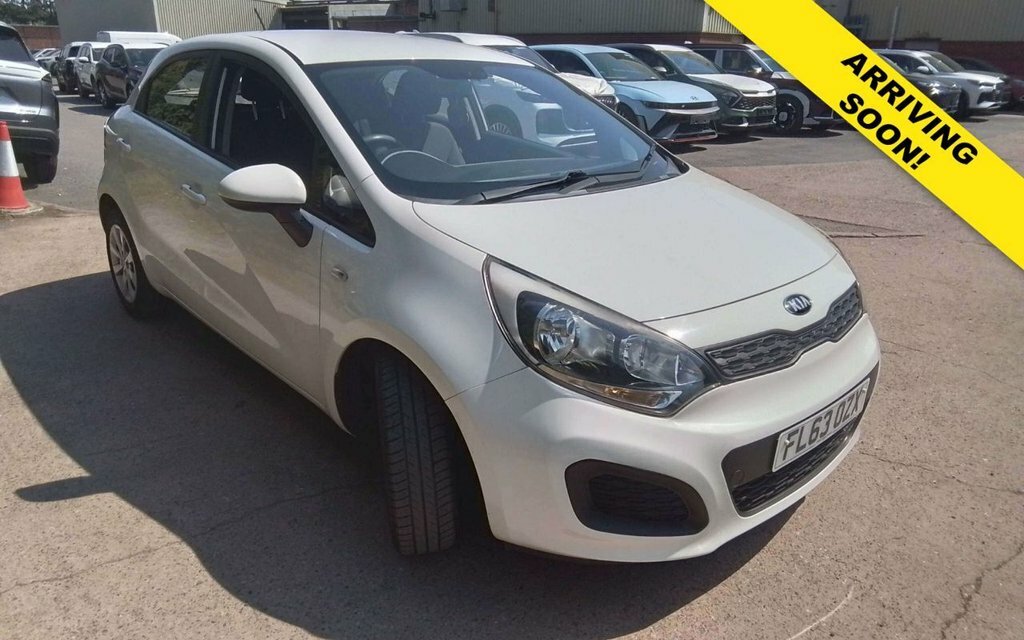 Kia RIO 1.3L 1 White