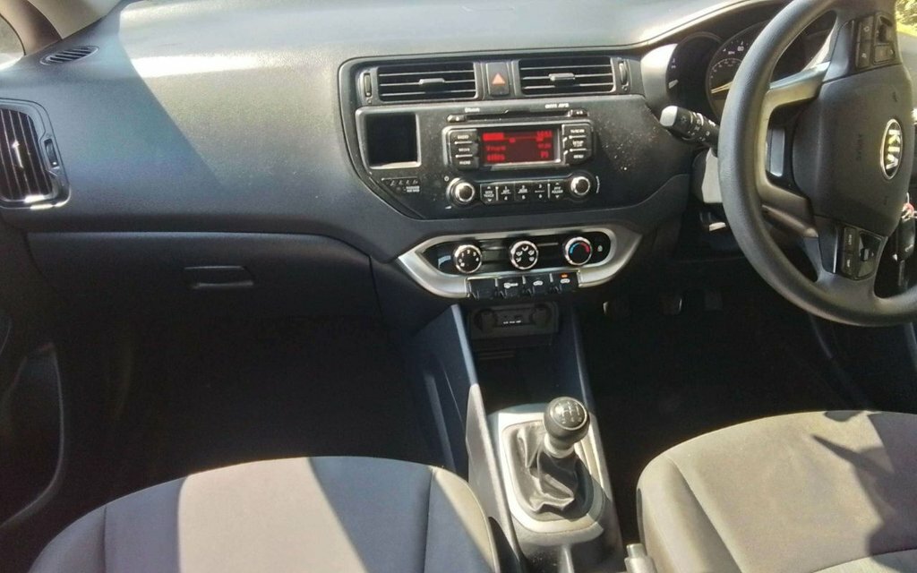Kia RIO 1.3L 1 White #2