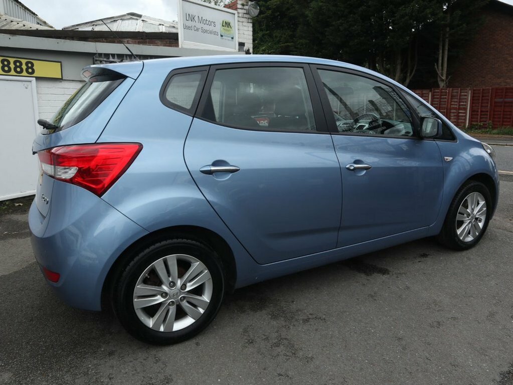 Hyundai Ix20 Style White #19