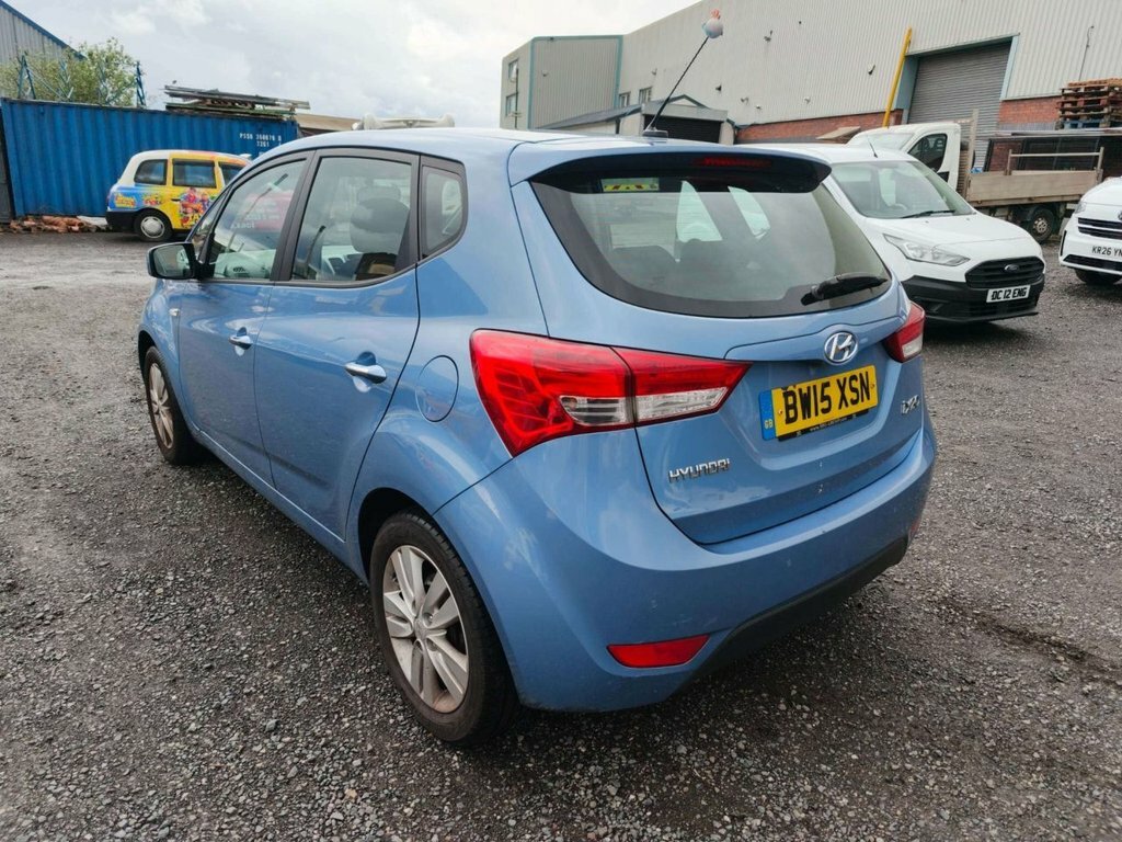 Hyundai Ix20 1.6 Active Silver #8