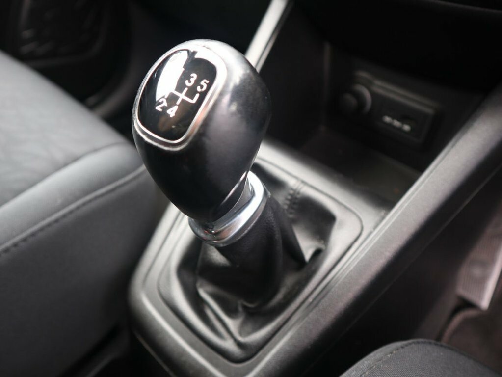 Hyundai Ix20 Style White #7
