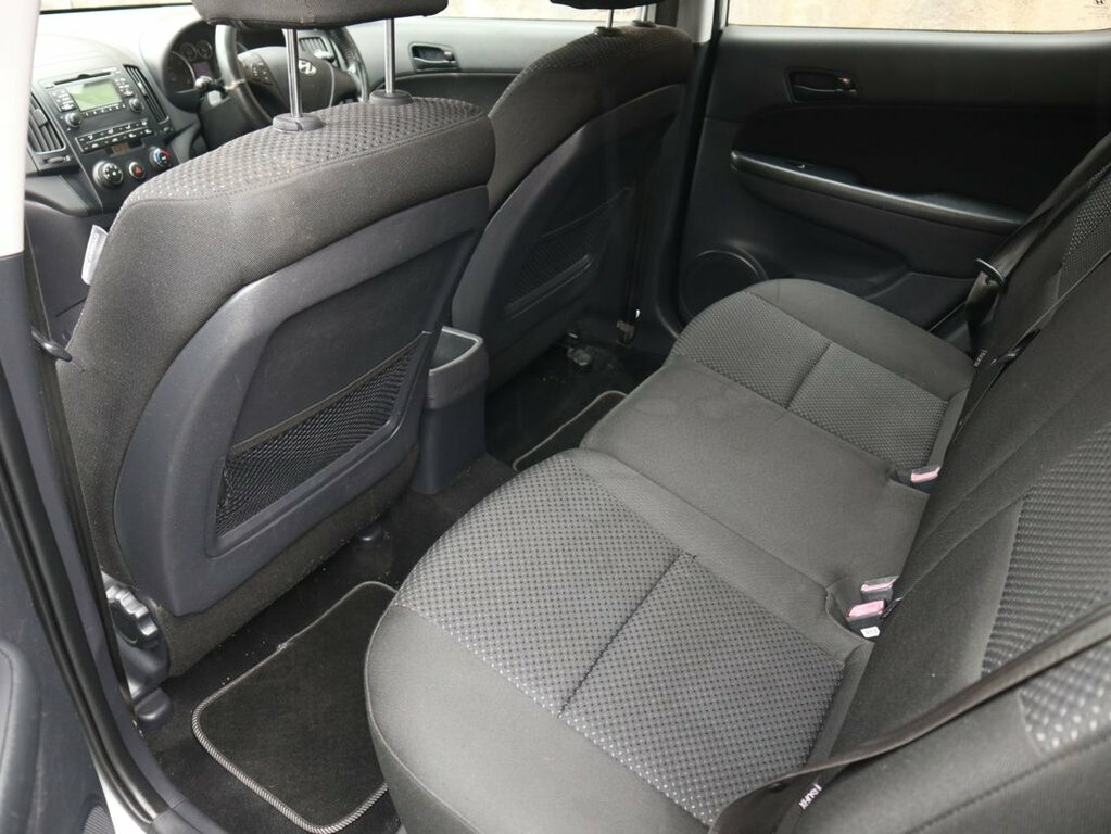 Hyundai I30 1.6L Comfort EK10YJN Silver #4