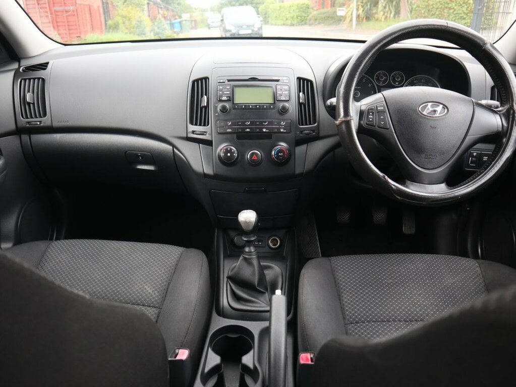 Hyundai I30 1.6L Comfort Silver #2
