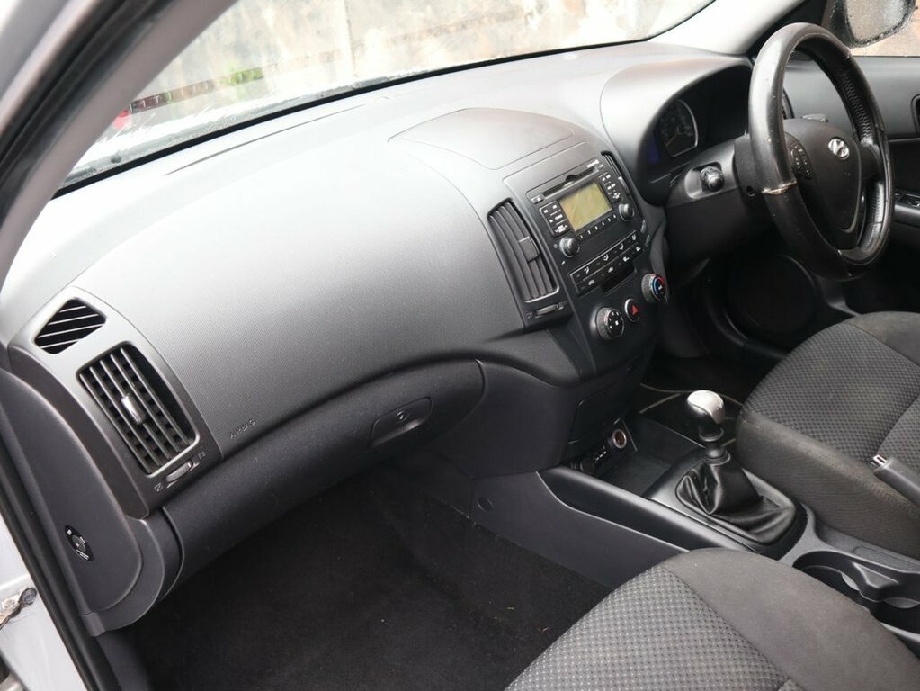 Hyundai I30 1.6L Comfort EK10YJN Silver #6