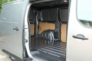 Peugeot E-Expert Expert 100Kw 75Kwh Grey #4