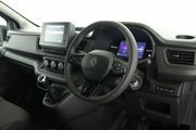 Renault Trafic Advance White #10
