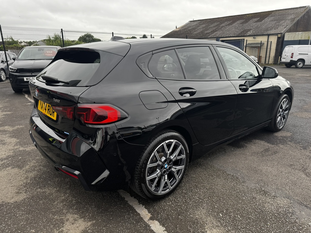 BMW 1 Series Sport Mhev YA74RUR Black #5