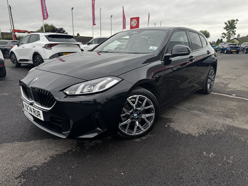 BMW 1 Series Sport Mhev Black
