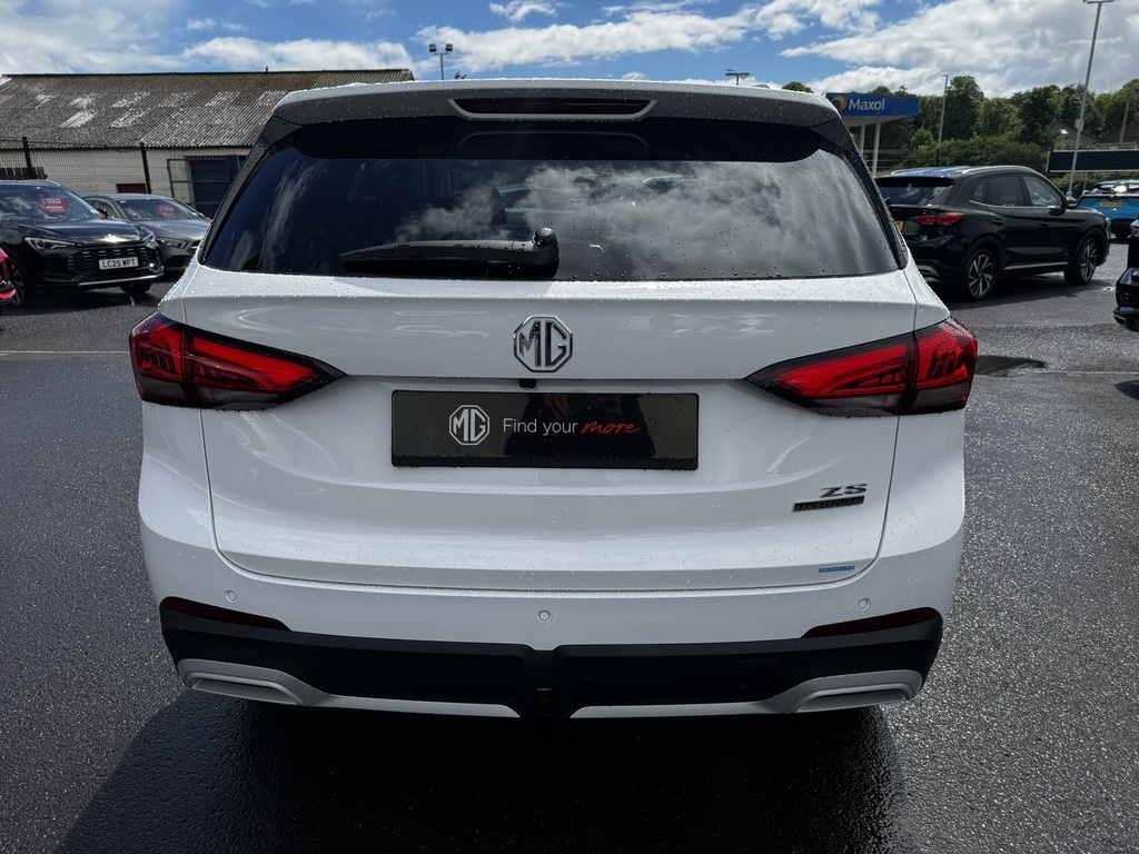 MG ZS Trophy Hev White #4