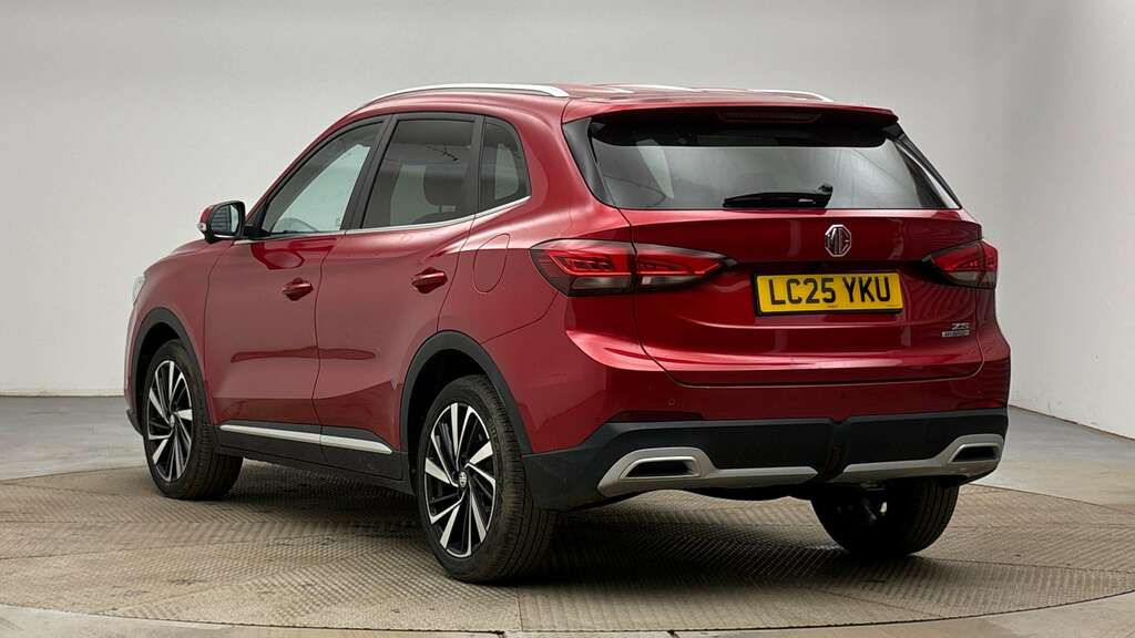 MG ZS Trophy Red #3