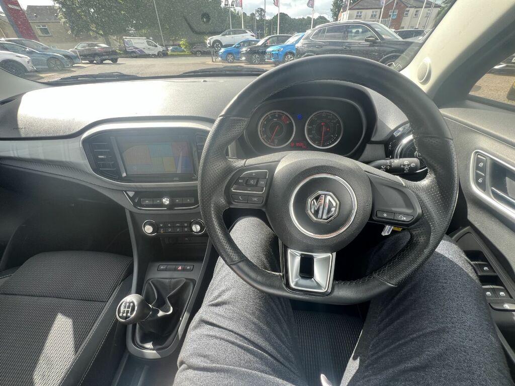 MG MG3 1.5 Vti-tech Excite 8571 Miles Ex Demo1 Priv Red #16