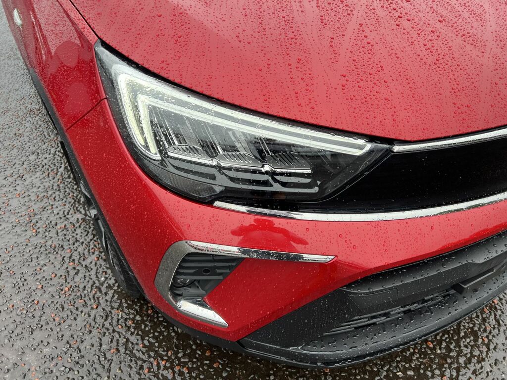 Vauxhall Crossland Se Nav Premium Red #2