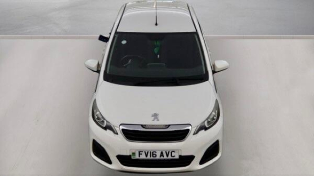Peugeot 108 Active Black #8
