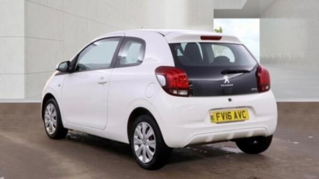 Peugeot 108 1.0 Active Euro White #2