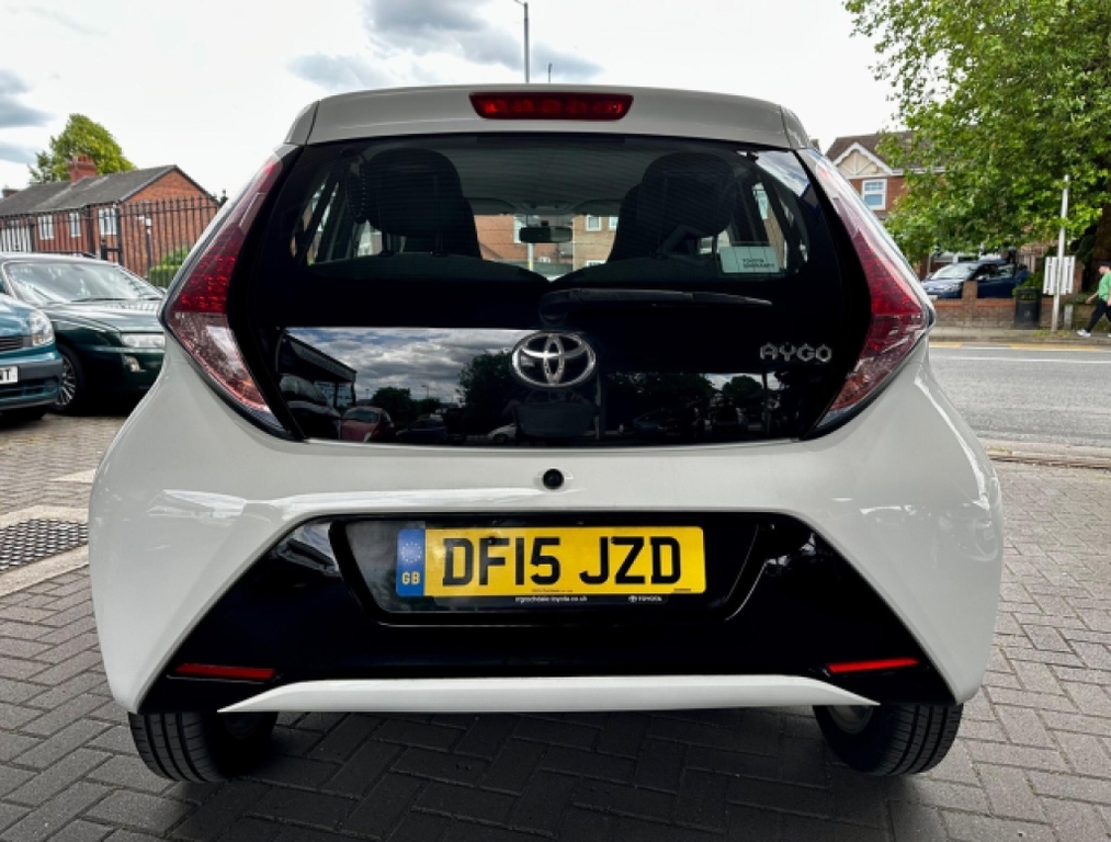 Toyota Aygo Hatchback #8