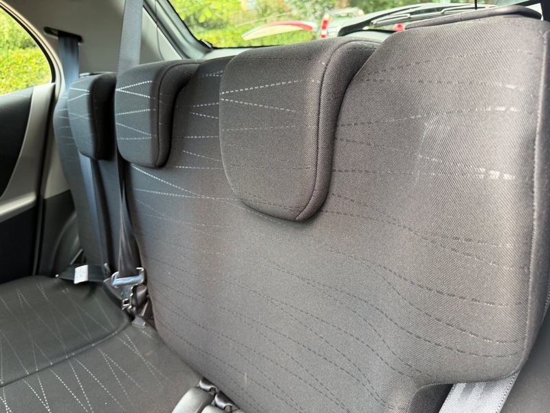 Toyota Yaris 1.3 Zinc Multimode Black #17