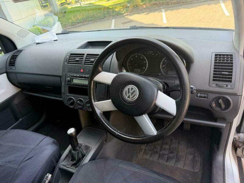 Volkswagen Polo 1.2 E Red #19