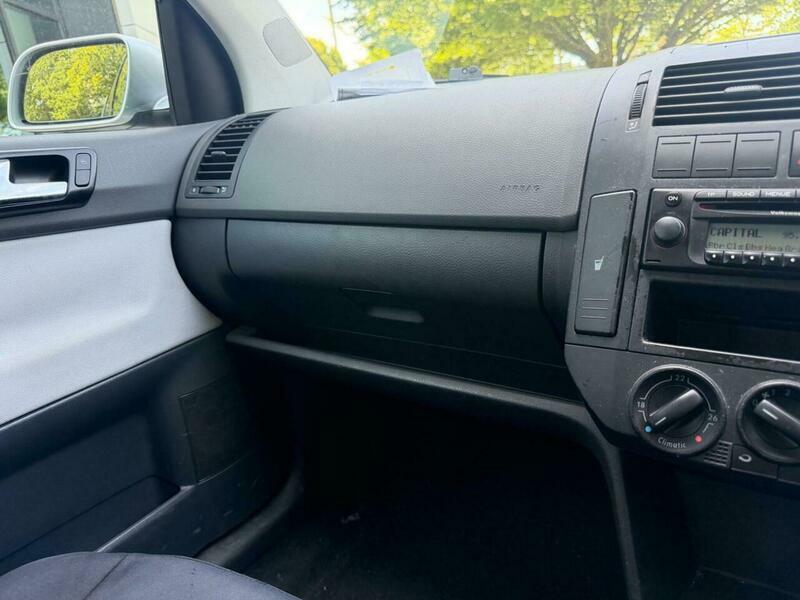 Volkswagen Polo 1.2 E Red #24