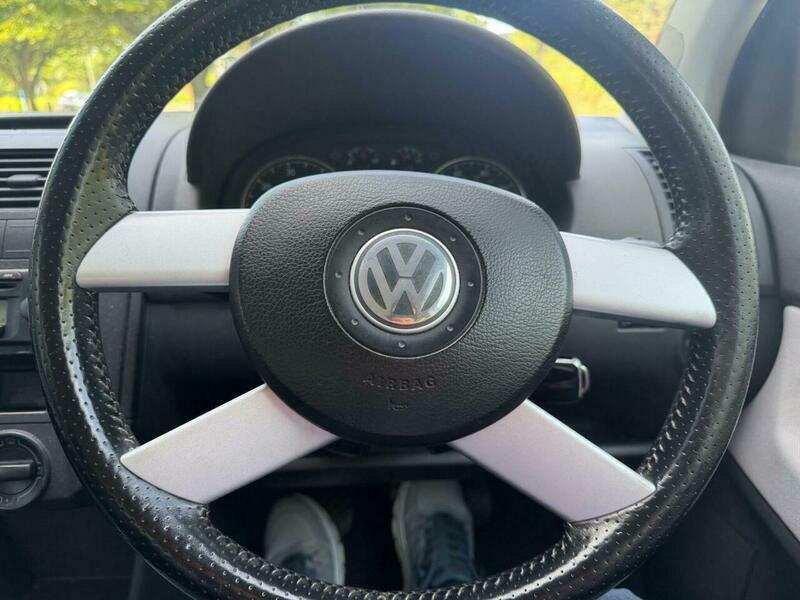 Volkswagen Polo 1.2 E Red #22