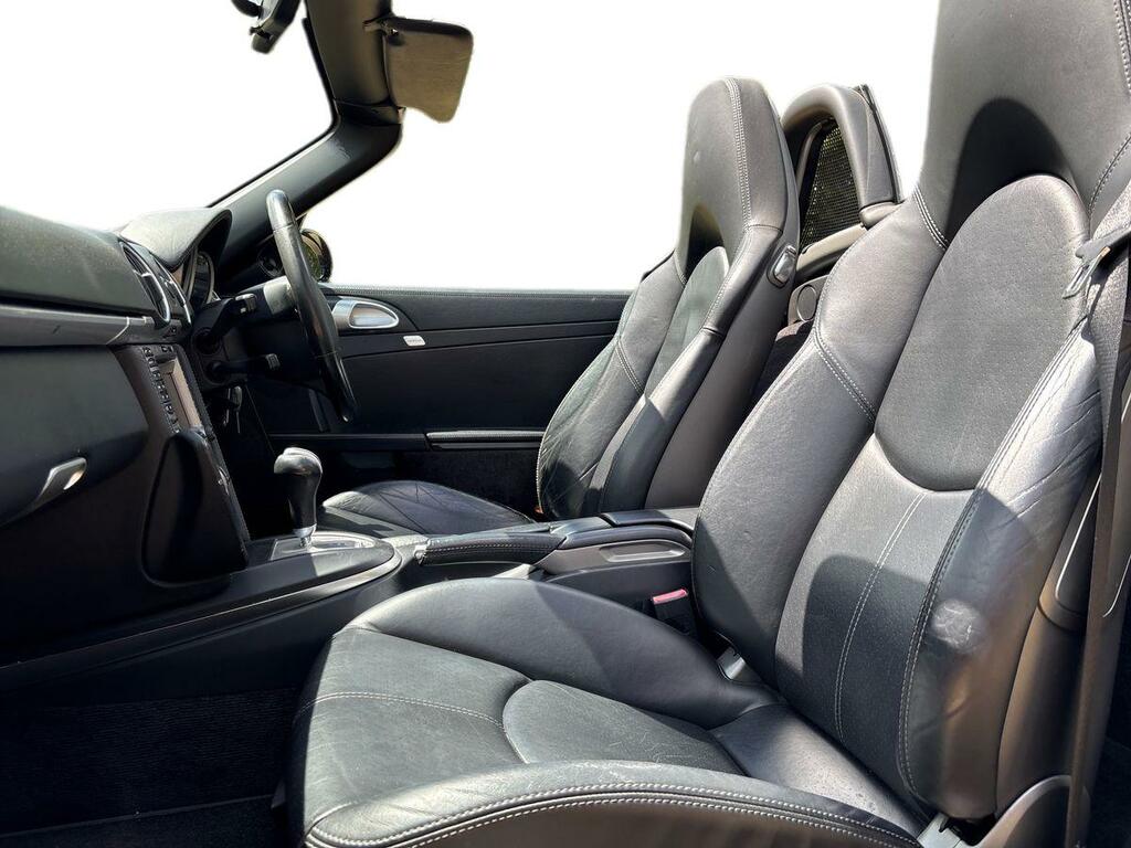 Porsche Boxster 2.7L 987 Silver #17