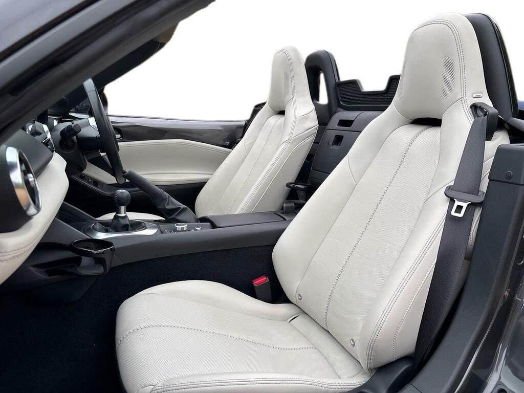 Mazda MX-5 1.5 Skyactiv-g Exclusive-line Convertible Petr  #17