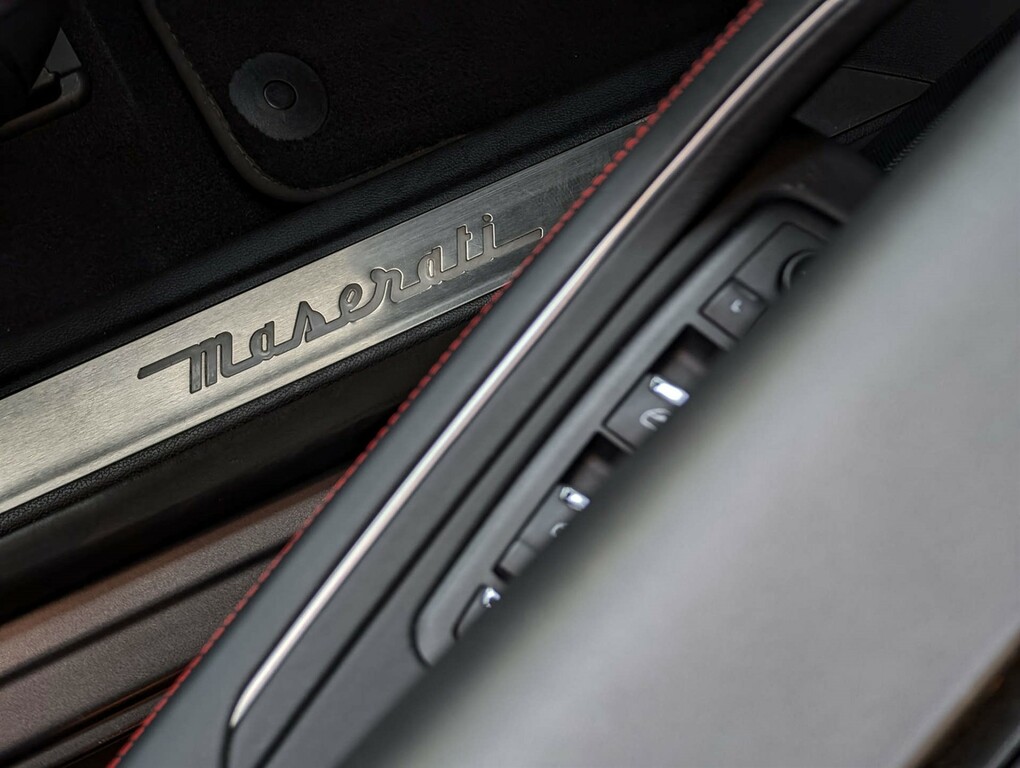 Maserati Levante Granlusso #29