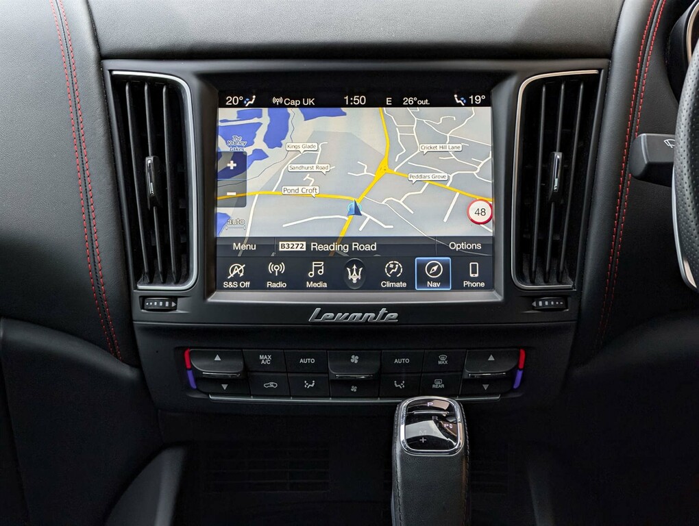 Maserati Levante Granlusso #38