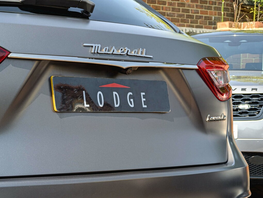 Maserati Levante Granlusso #19
