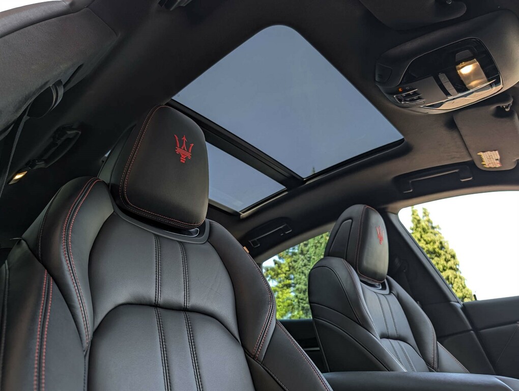 Maserati Levante Granlusso #25