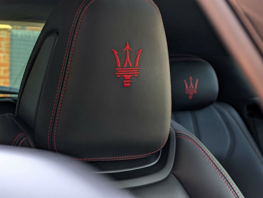 Maserati Levante Granlusso #27