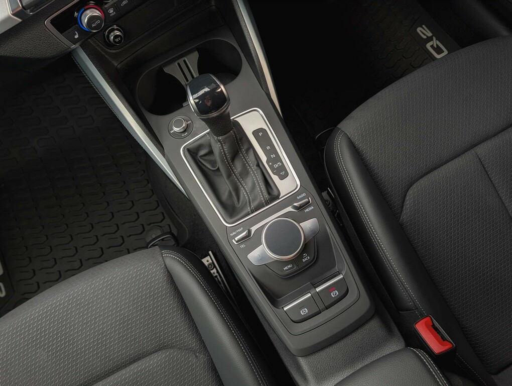 Audi SQ2 Black Edition Tfsi 300 Ps S Tronic Grey #35
