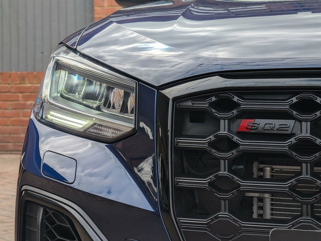 Audi SQ2 Black Edition Tfsi 300 Ps S Tronic Grey #9