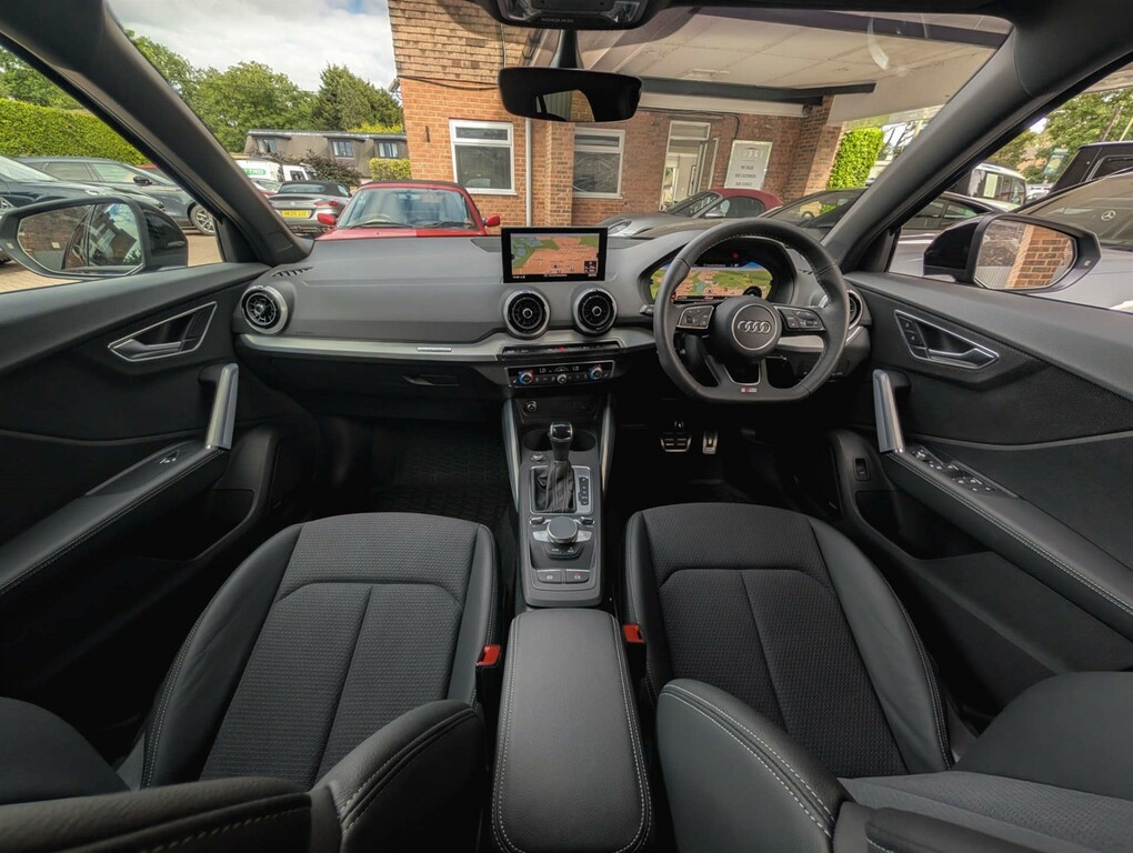 Audi SQ2 Black Edition Tfsi 300 Ps S Tronic Grey #22