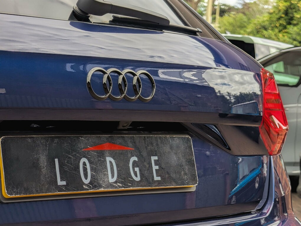 Audi SQ2 Black Edition Tfsi 300 Ps S Tronic Grey #16