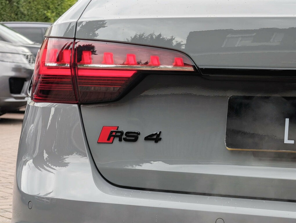 Audi RS4 2.9 Tfsi V6 Carbon Black Tiptronic Quattro Euro 6 Green #17