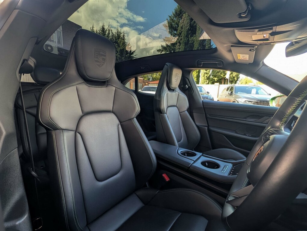 Porsche Taycan Performance Plus 93.4Kwh 4 Cross Turismo #4