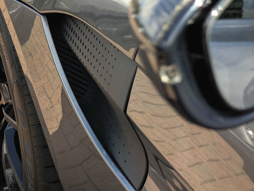 Aston Martin Vantage 5.9L V12 S Black #13