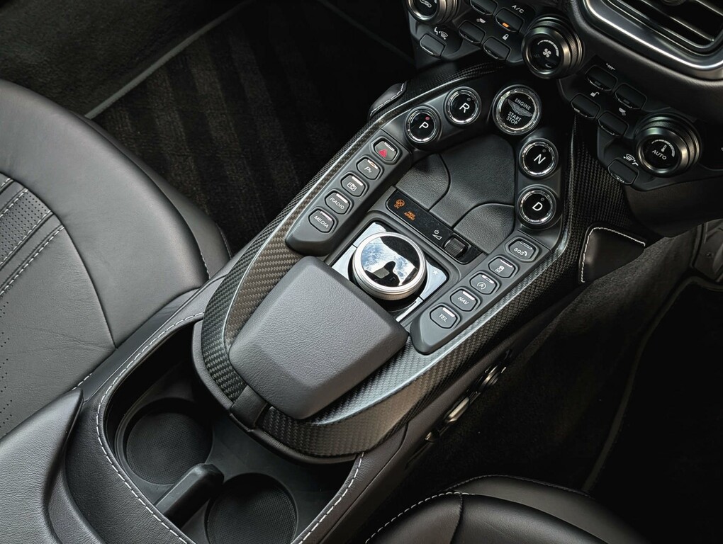 Aston Martin Vantage 5.9L V12 S Black #33