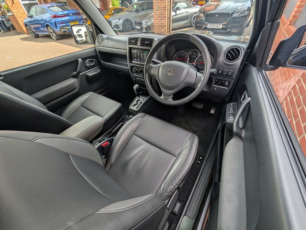Suzuki Jimny Sz3 White #18