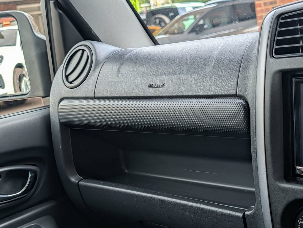 Suzuki Jimny Sz3 White #28