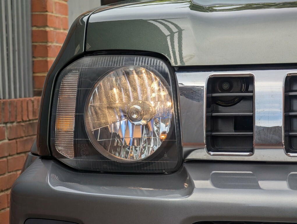 Suzuki Jimny Sz3 White #9